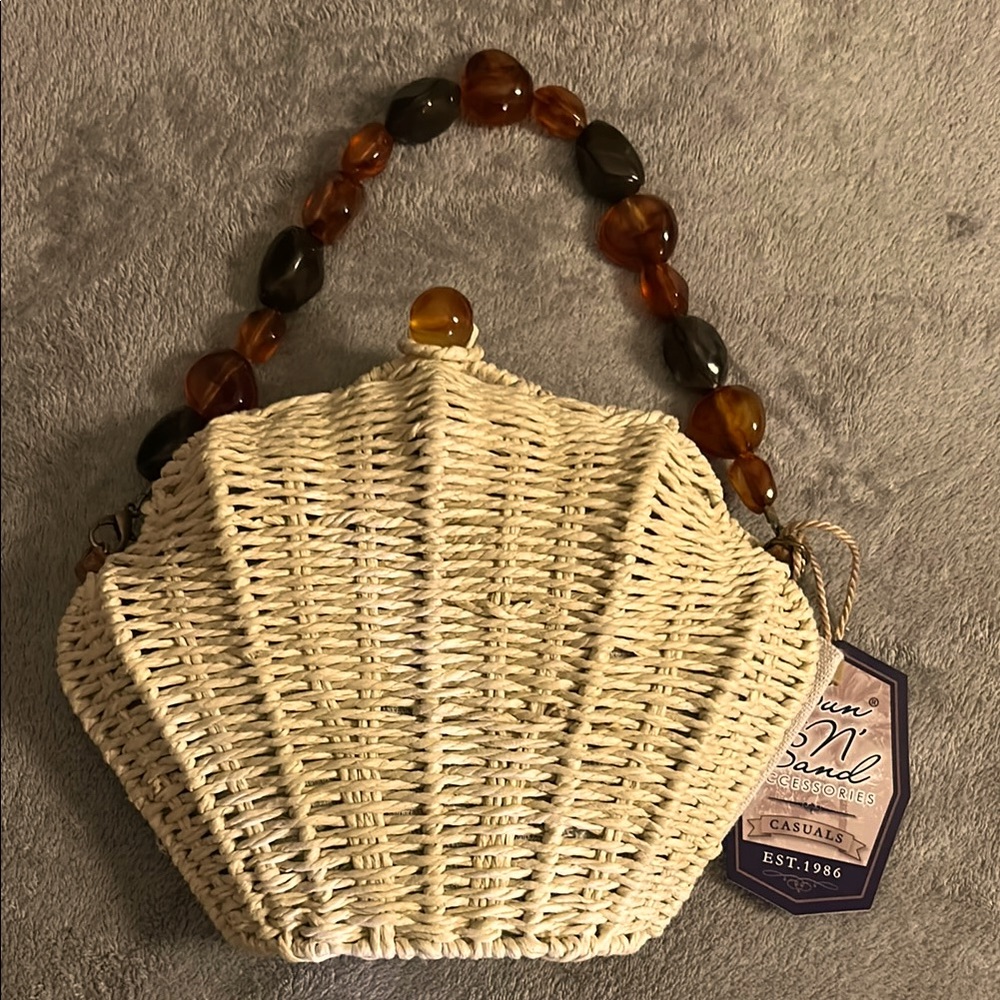 Sun n’ Sand Woven Seashell Bag